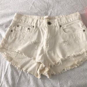 Bullhead high rise short